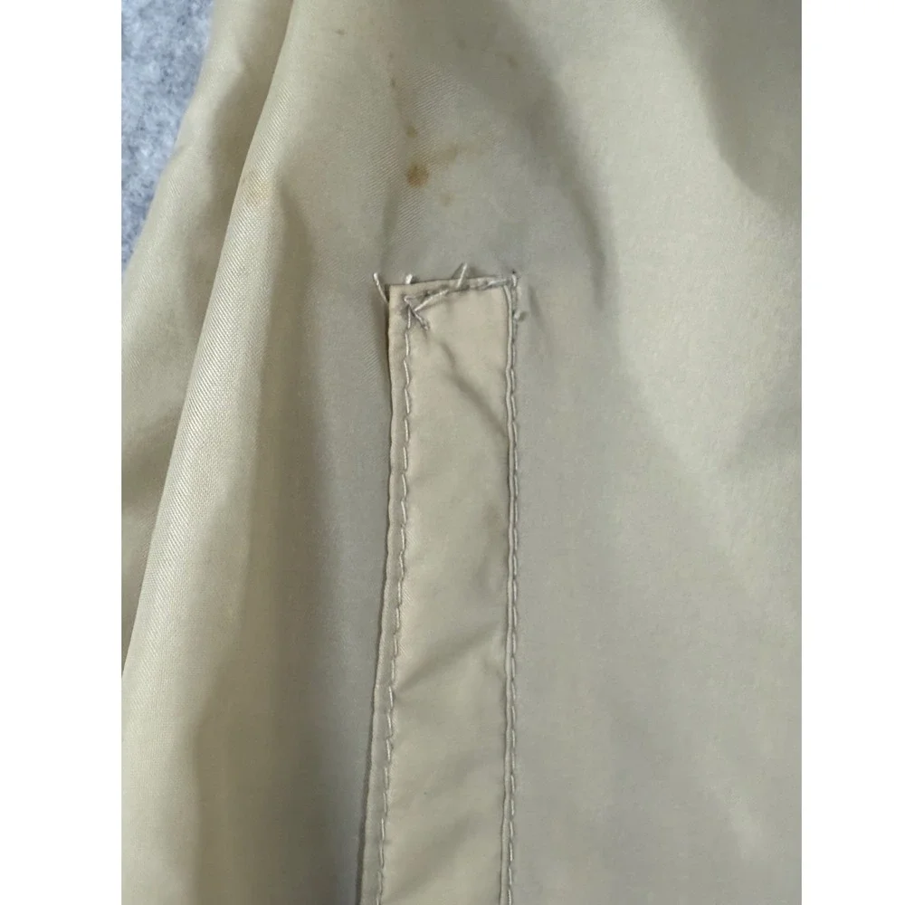 Vintage 1970's IZOD Lacoste Windbreaker Jacket Mens‎ Medium Beige Full Zip
